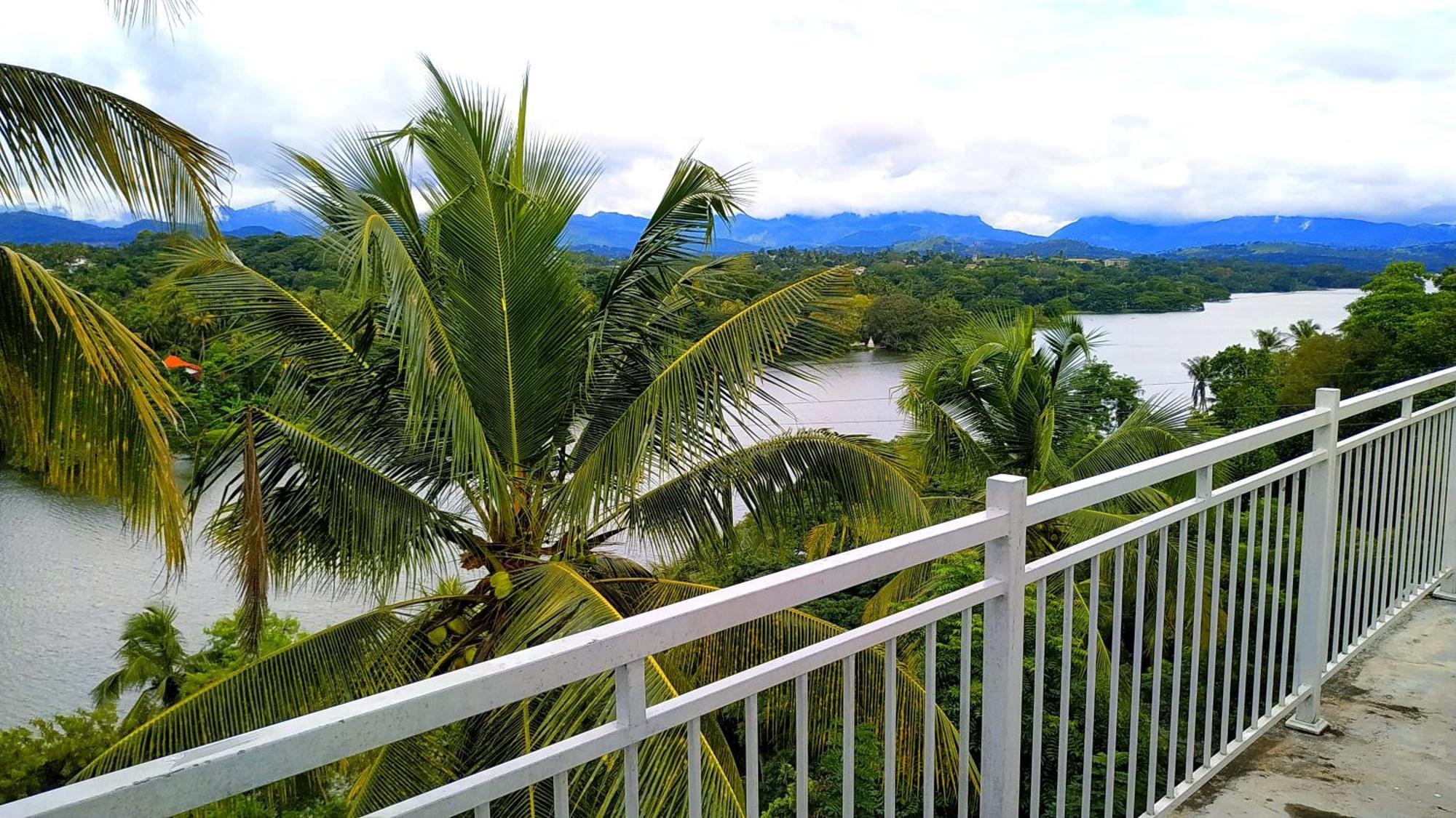 Mahaweli View Inn Kandy Exteriér fotografie