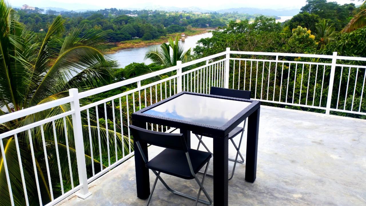 Mahaweli View Inn Kandy Exteriér fotografie