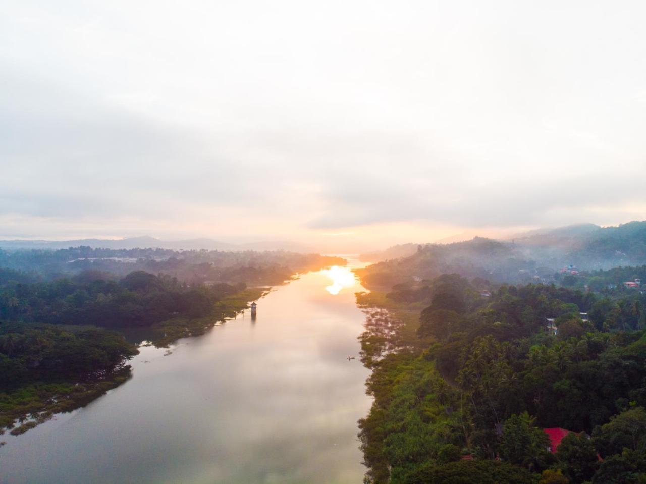 Mahaweli View Inn Kandy Exteriér fotografie
